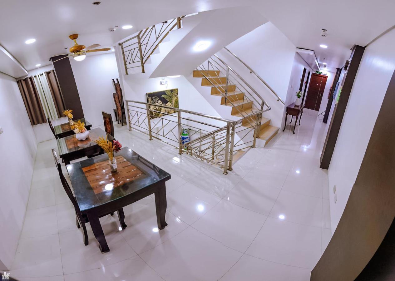 Dianna'S Inn Coron Zewnętrze zdjęcie